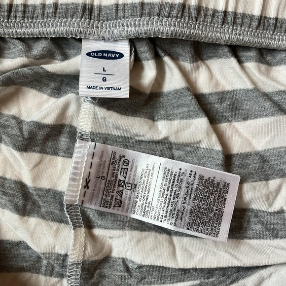 Old navy pj pants - Picture 2 of 2